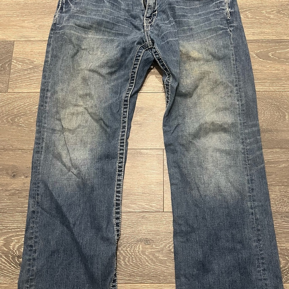 BKE Relaxed Blue Jeans with Authentic Distressing